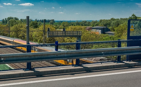 Most ev.č.55-006 přes železniční koridor Přerov-Bohumín