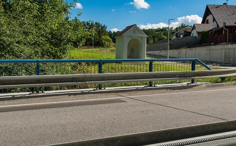 Svodidlo ZMS4/H2 na mostě v obcci Hluboká n. Vltavou
