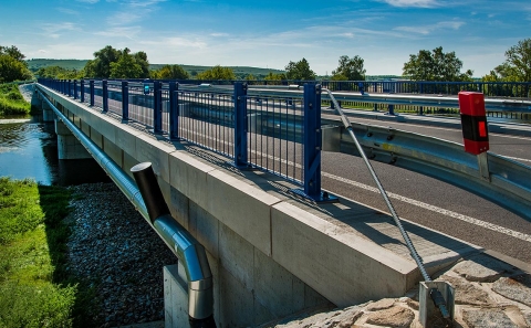 Ukotvení výztužné tyče svodidla ZMS4-A3/H2