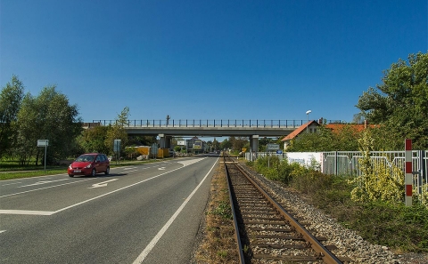 Most č.38-051 přes ulici Chrudimskou a žel.trať Čáslav-Třemošnice