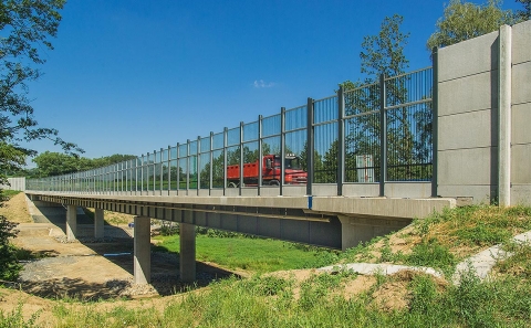 Most ev.č. 34-045 přes údolí Roušťanského potoka