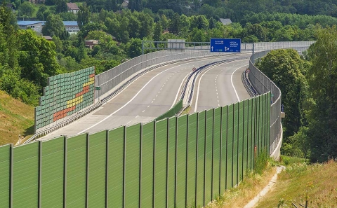 Celkový pohled na most 68-026 přes údolí řeky Olše