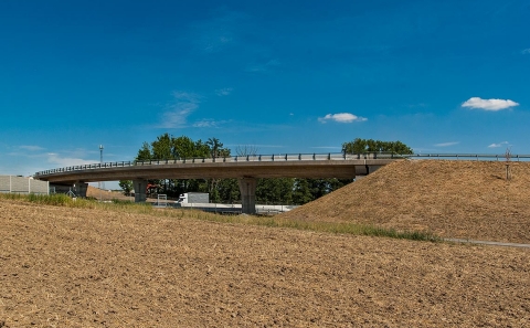 Most ev.č.29820-4 se silnicí mezi obcemi Borek a Újezd