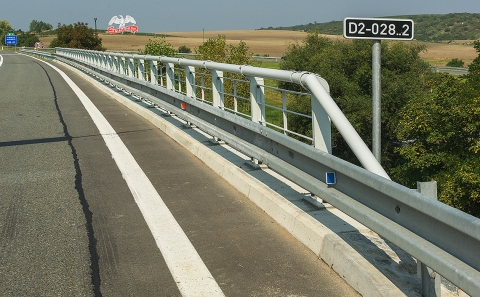 Svodidlo ZMS4/H2 na mostě 28..2